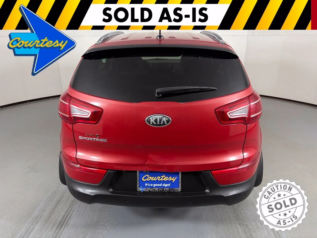 Used 2013 Red Kia LX image 7