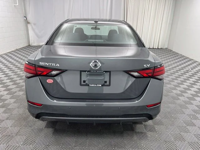 Used 2020 Gray Nissan SV image 7