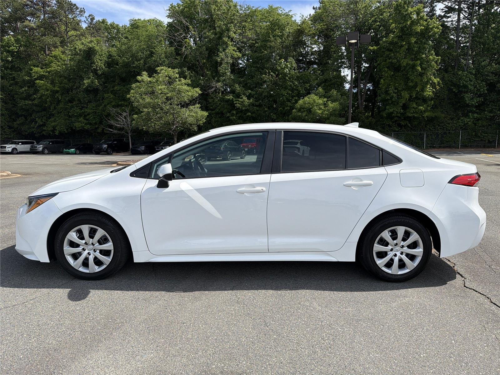 Used 2023 Ice Cap Toyota LE image 25