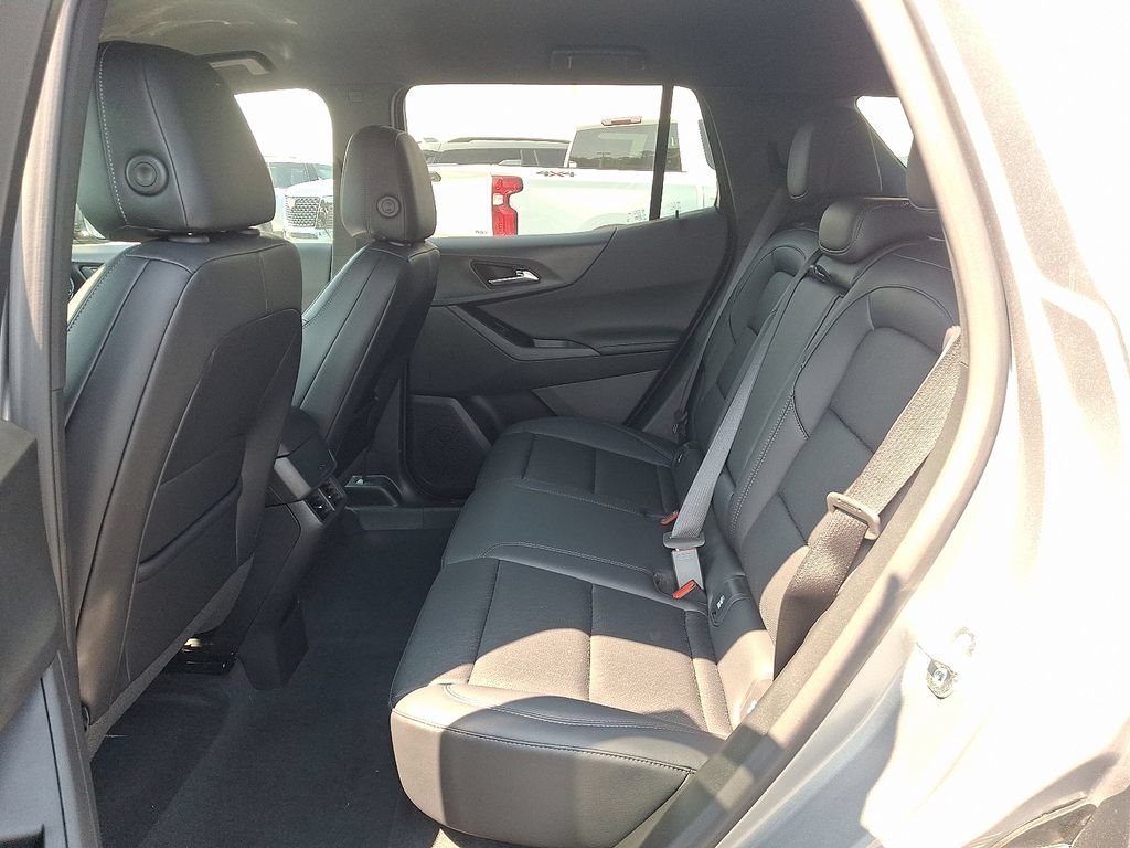New 2027 Sterling Gray Metallic Chevrolet LT image 5