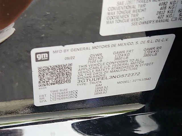 Used 2022 Black GMC AT4X image 28