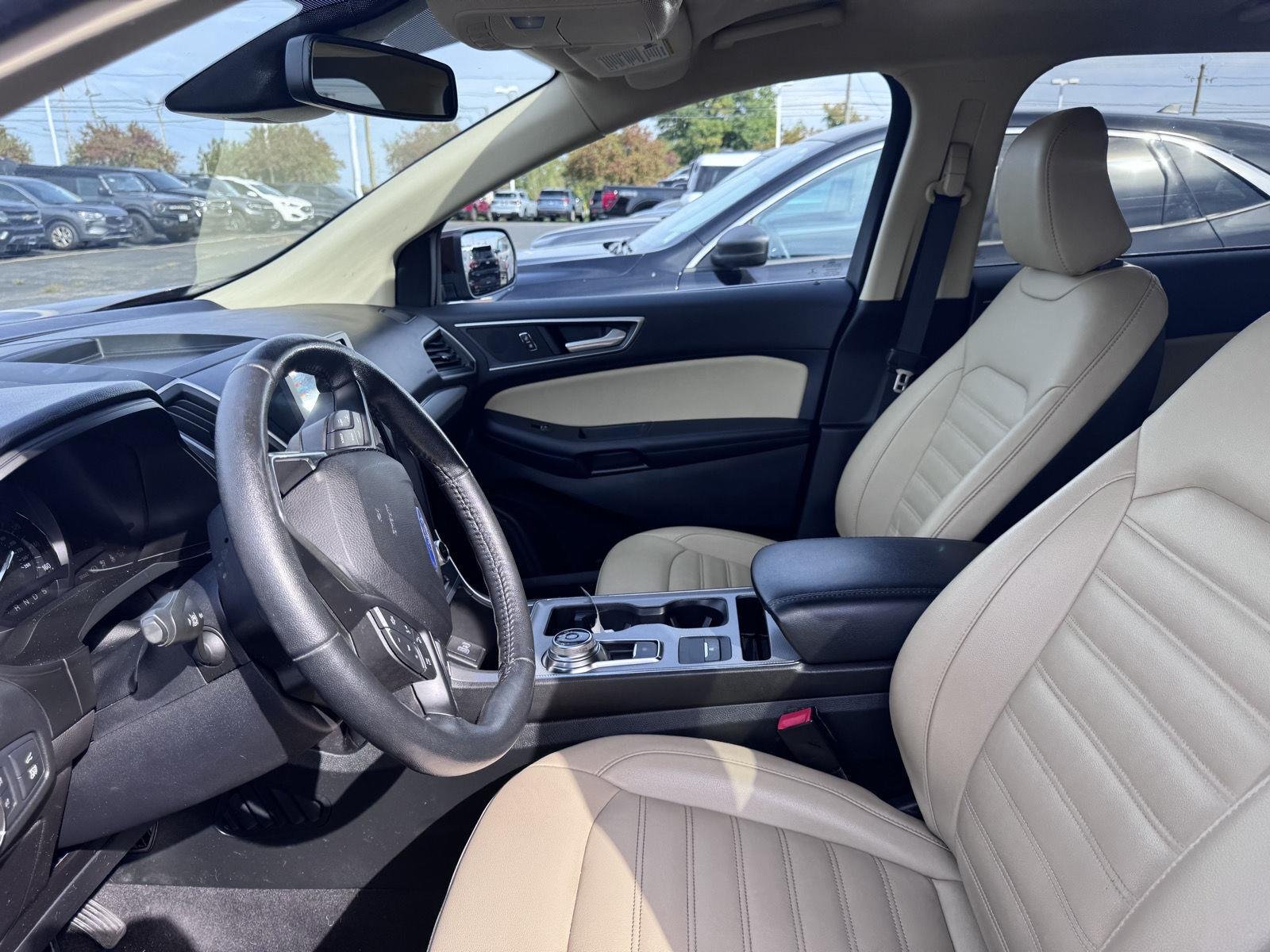 Used 2022 Burgundy Velvet Metallic Tinted Clearcoat Ford SEL image 10