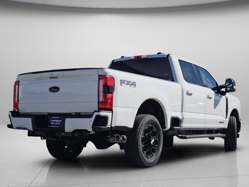 New 2026 Oxford White Ford LARIAT image 27