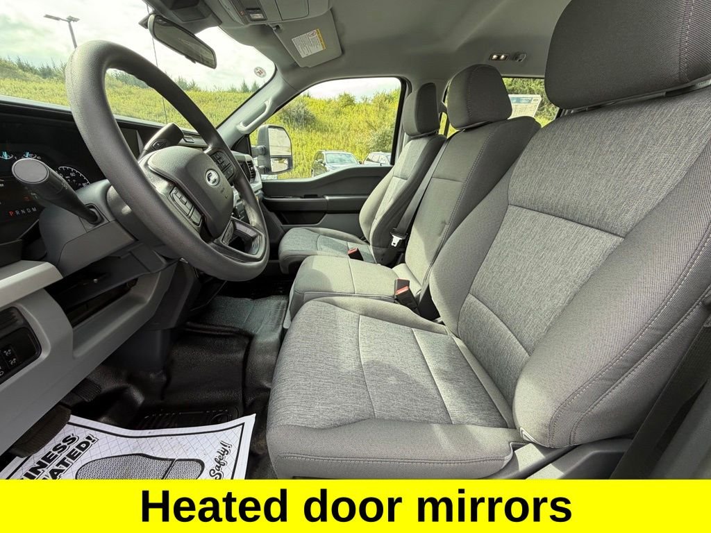 New 2026 Oxford White Ford F-350® XL image 18
