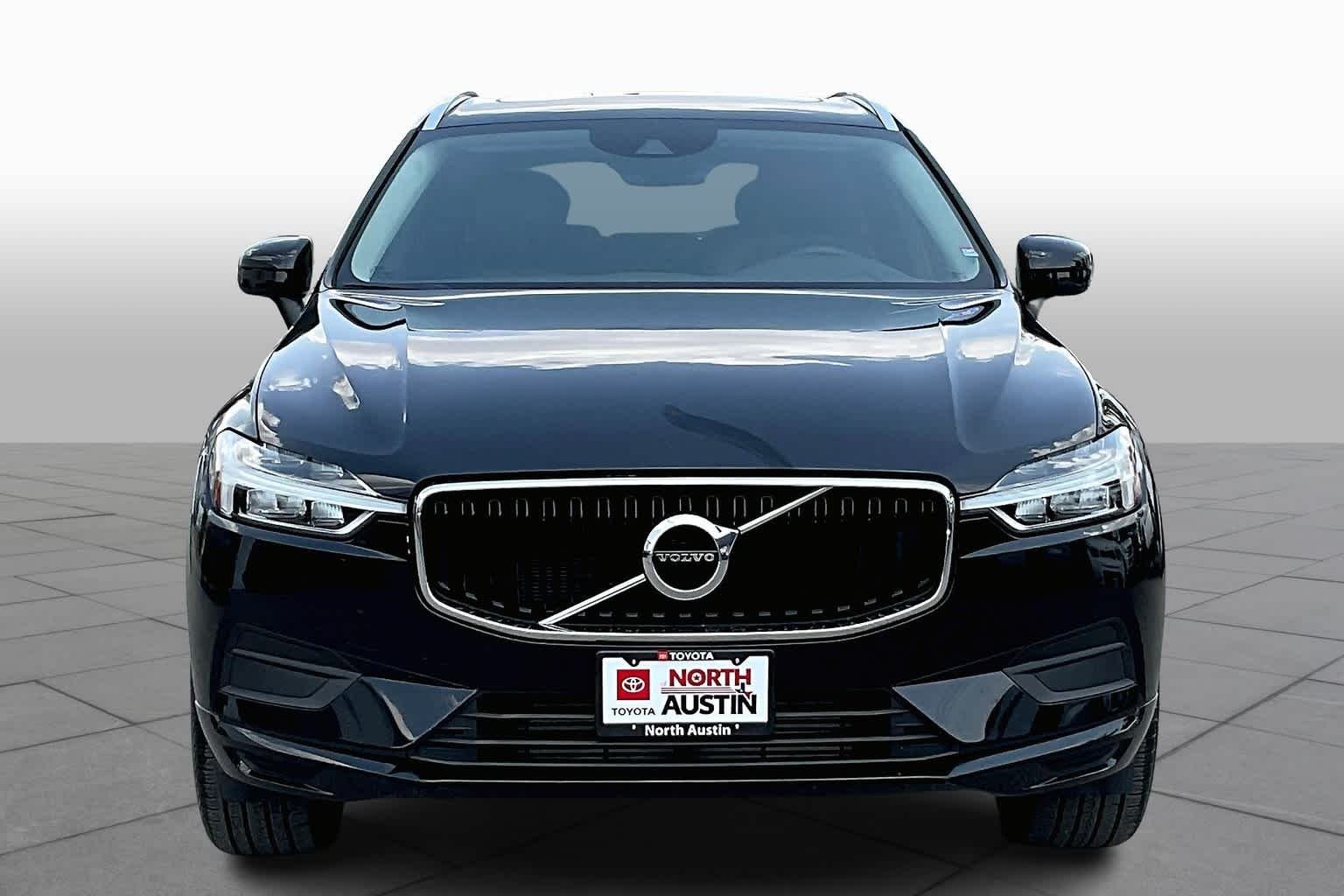 Pre-Owned 2019 Volvo XC60 Momentum