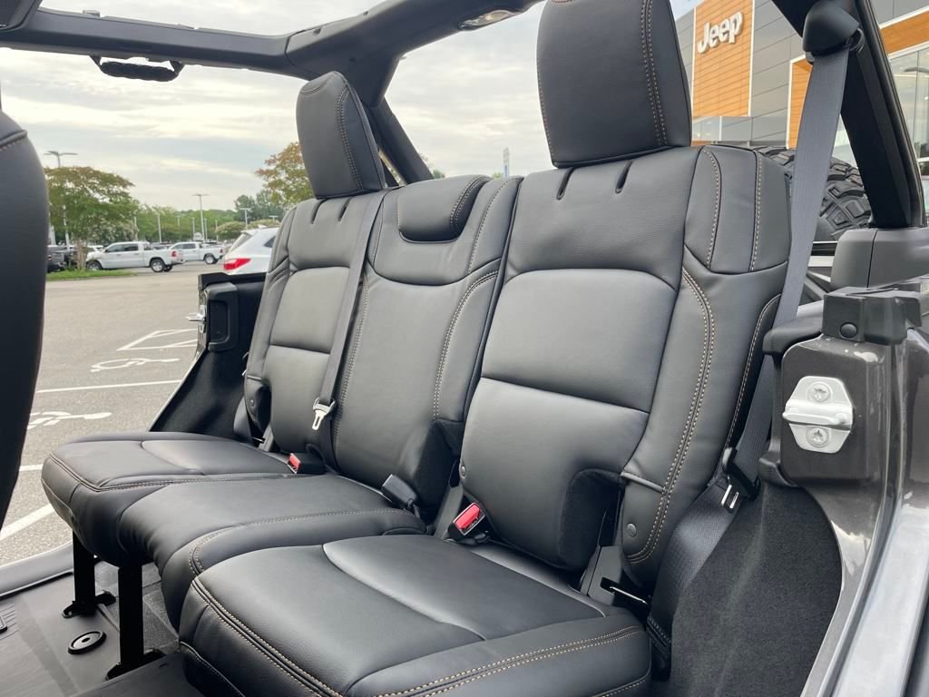 2025 Jeep Wrangler 4-Door Sport S - Photo 12