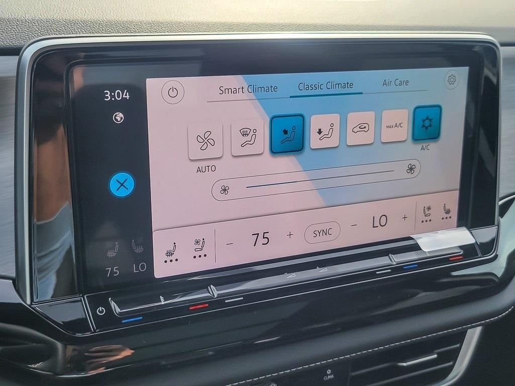 2026 Volkswagen Atlas Cross Sport SE w/Tech - Photo 13