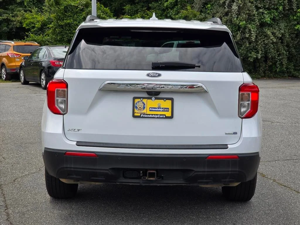 Used 2020 White Ford XLT image 25