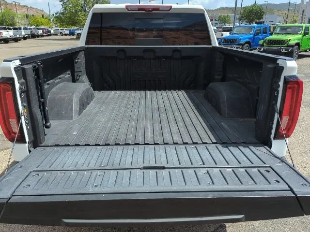 Used 2024 Summit White GMC AT4 image 24