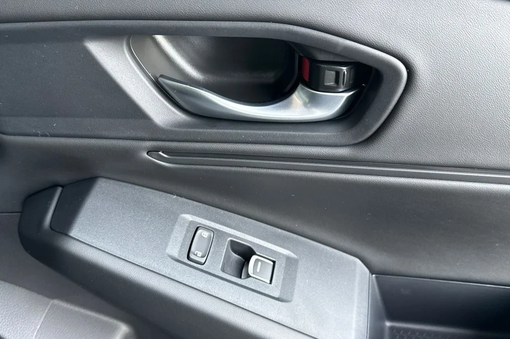 New 2026 Urban Gray Pearl Honda SE image 19