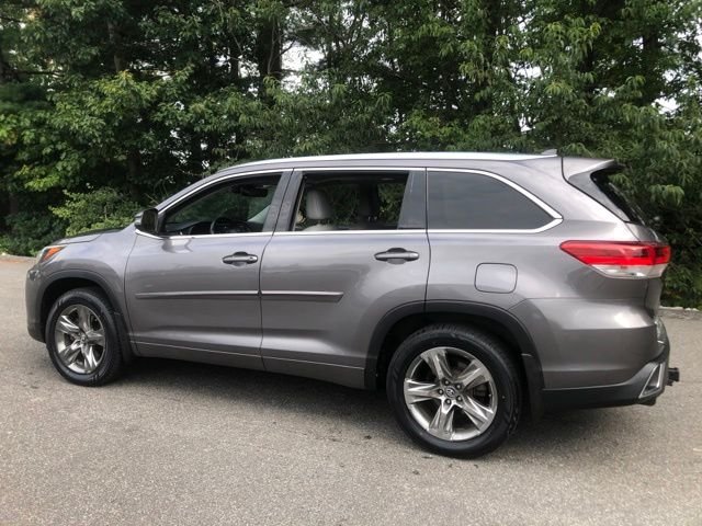 Used 2017 Predawn Gray Mica Toyota Limited Platinum image 6