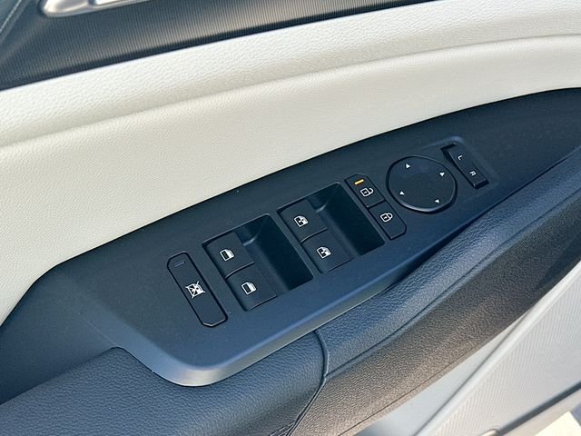 Certified Used 2026 Fusion Orange Kia EX image 17