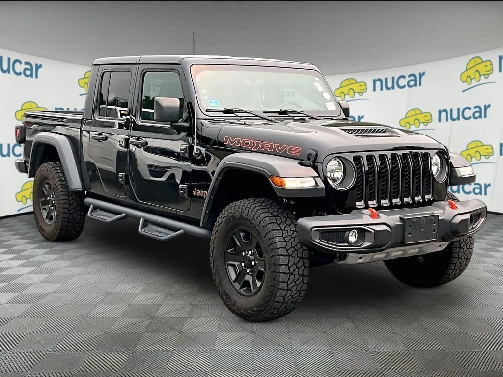 Used 2023 Black Jeep Mojave image 1