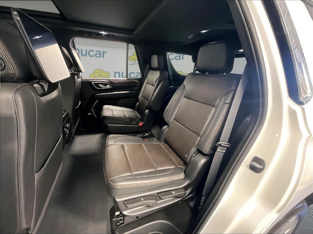 Used 2024 Beige Chevrolet High Country image 15