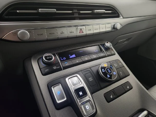 Used 2020 Black Hyundai SEL image 27