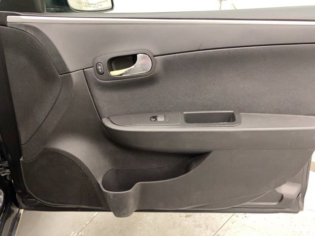 Used 2010 Beige Chevrolet LT image 22
