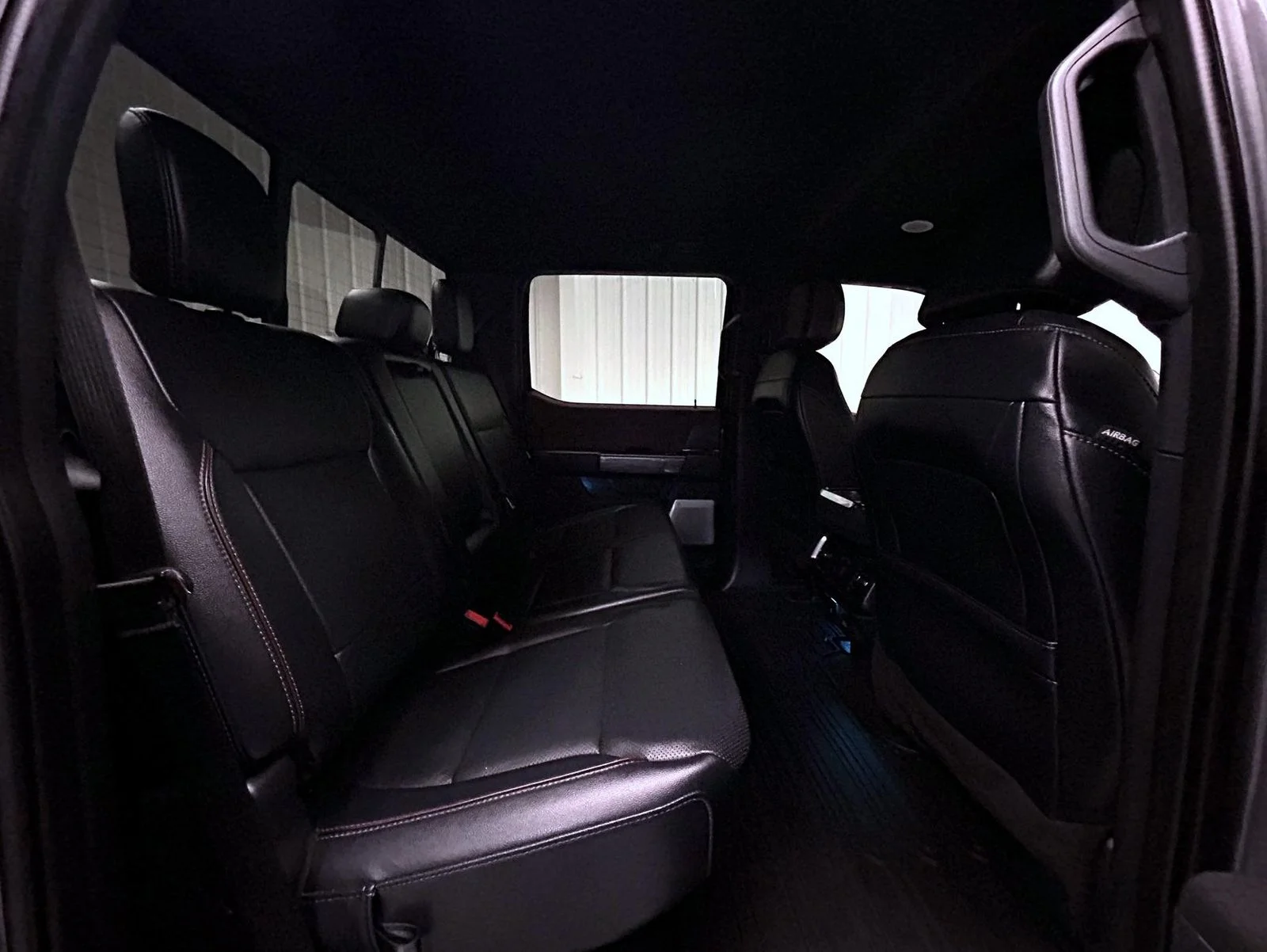 Used 2023 Gray Ford Lariat image 18