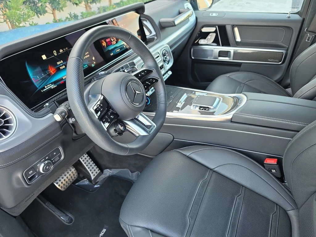 Used 2025 MANUFAKTUR China Blue Mercedes-Benz G 63 AMG® image 19