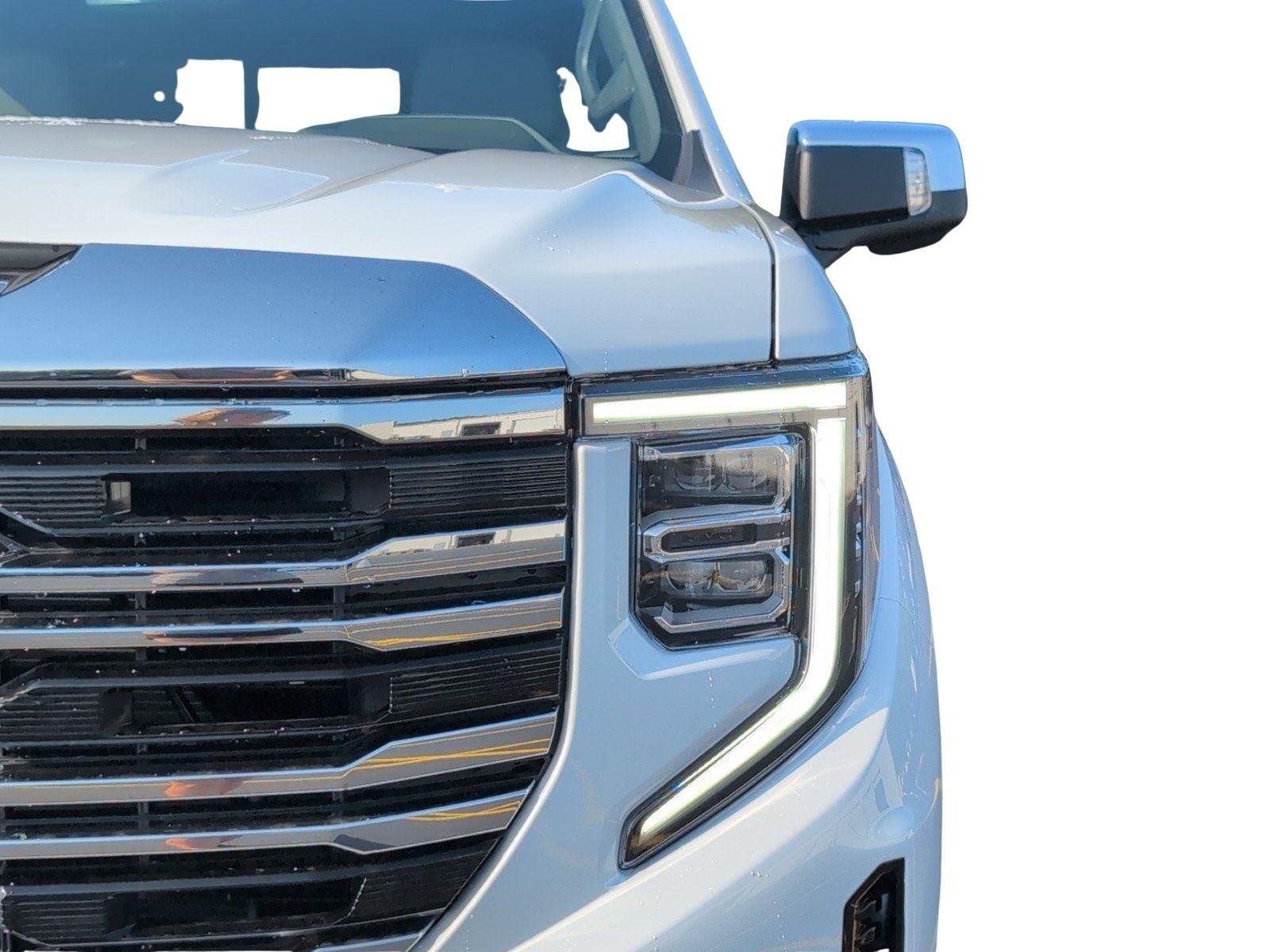 New 2026 Glacier White Tricoat GMC SLT image 11