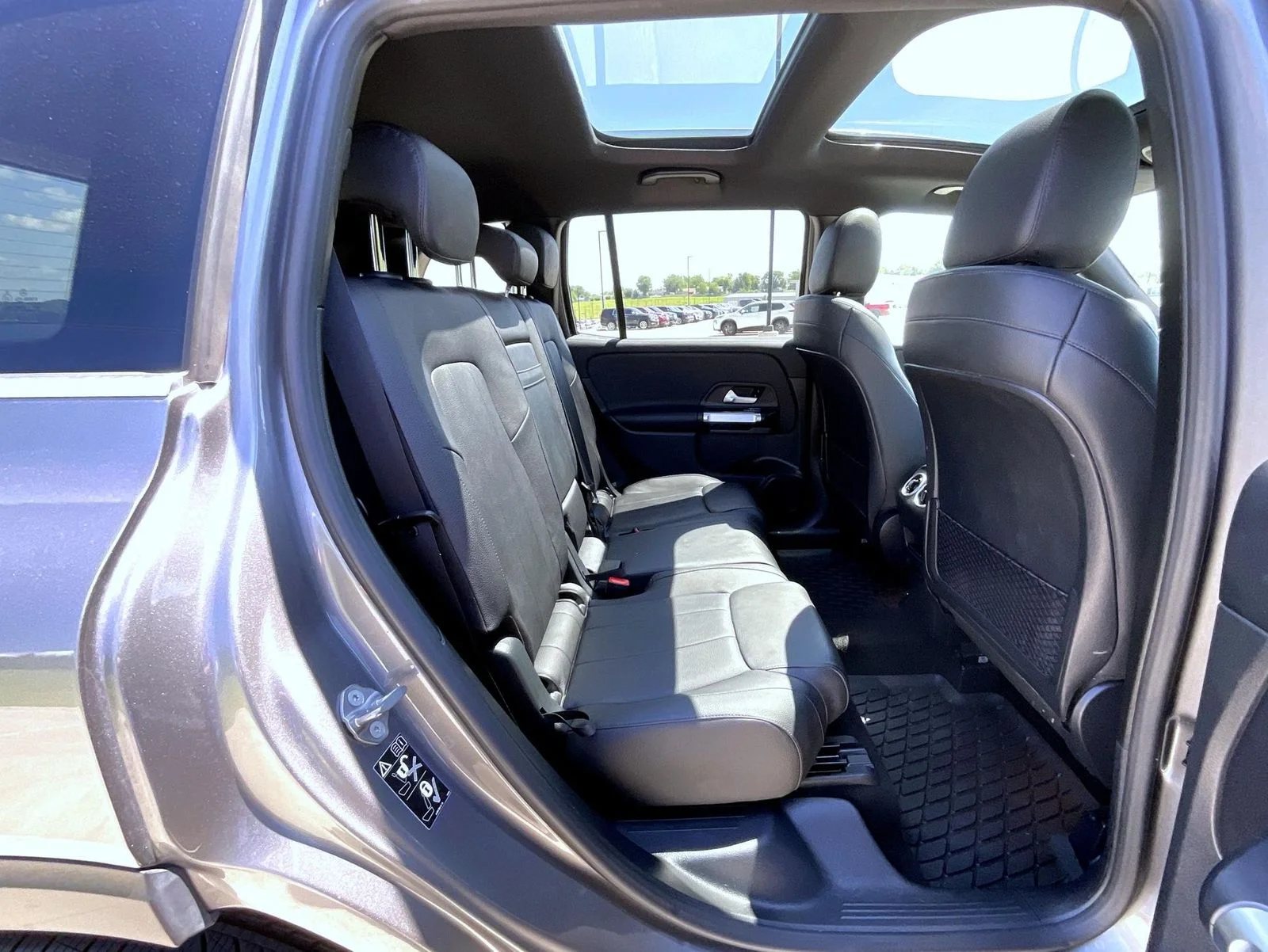 Used 2021 Gray Mercedes-Benz GLB 250 image 19
