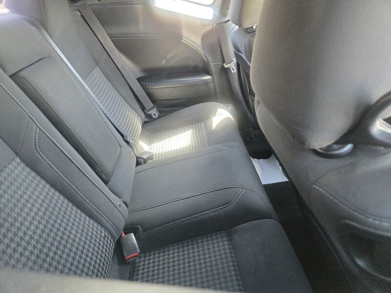 Used 2017 Torred DODGE SXT COUPE image 5