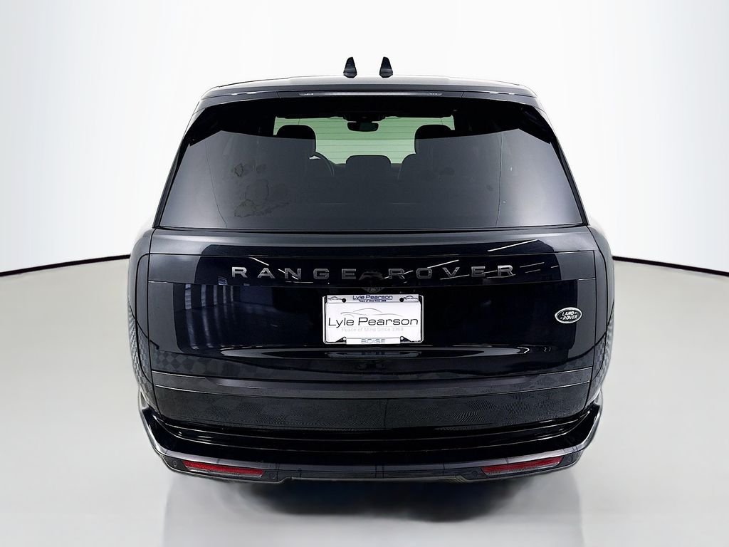 Certified Used 2023 Black Land Rover SE image 10