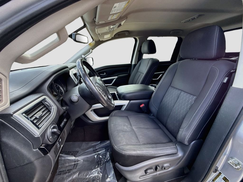 Used 2018 Brilliant Silver Nissan SV image 21
