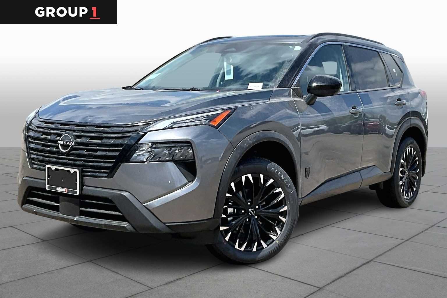 2026 Nissan Rogue Dark Armor's photo