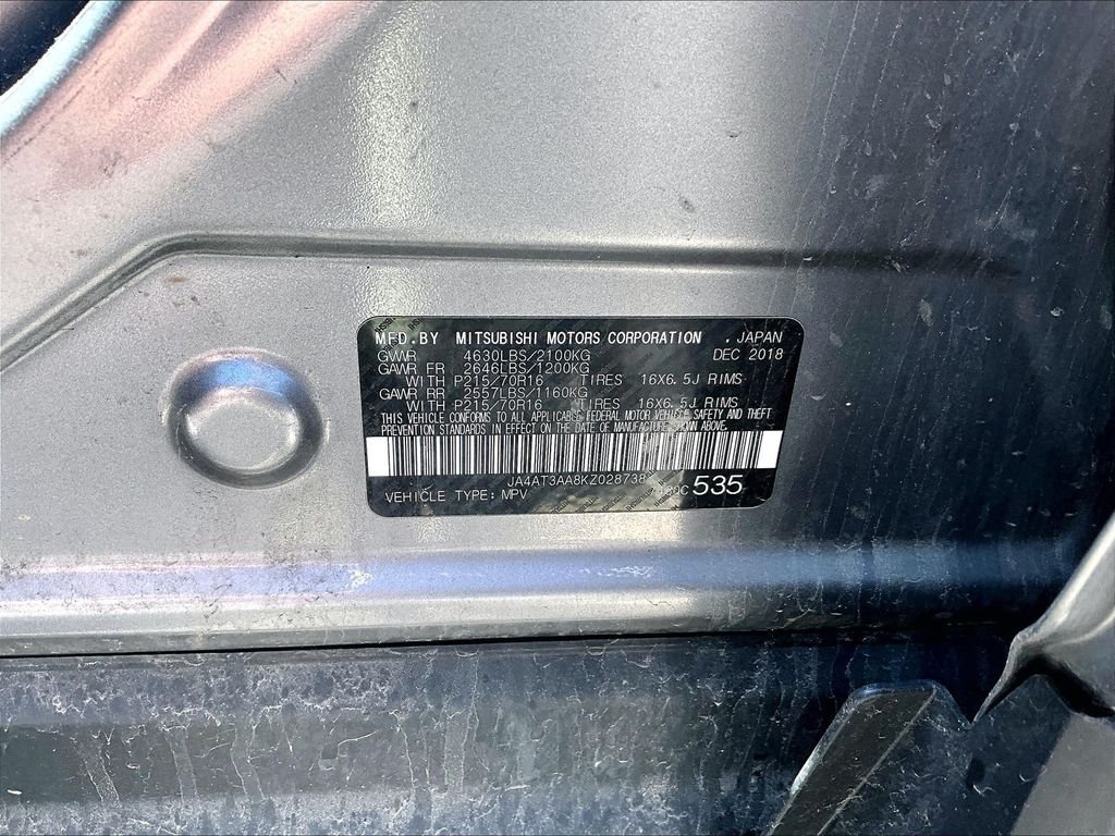 Used 2019 Black Mitsubishi ES image 6