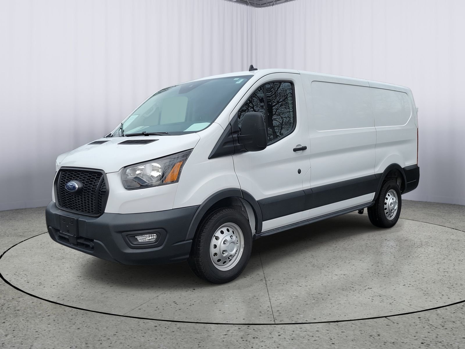 Used 2023 White Ford Base image 5