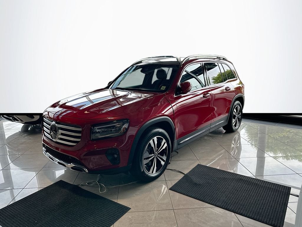 New 2026 MANUFAKTUR Patagonia Red Metallic Mercedes-Benz GLB 250 image 3