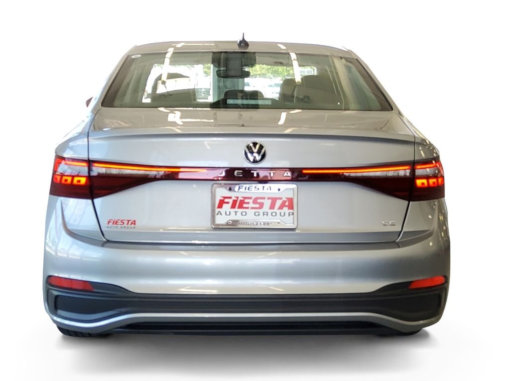 Used 2025  Volkswagen 1.5T SE image 5