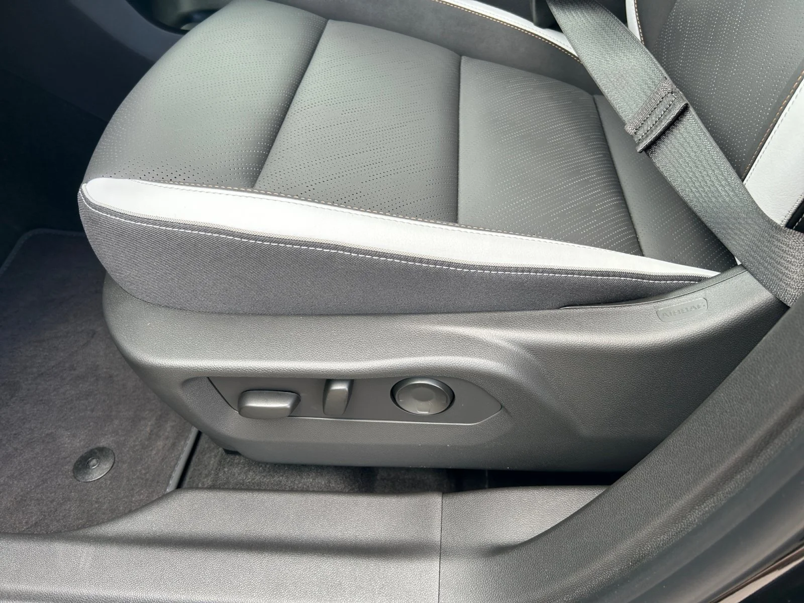 New 2026 Ebony Twilight Metallic Buick Sport Touring AWD image 15