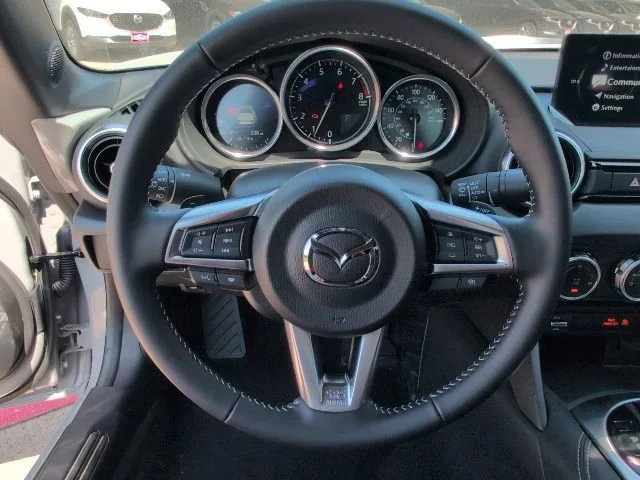 2025 Mazda MX-5 Miata RF Grand Touring - Photo 17