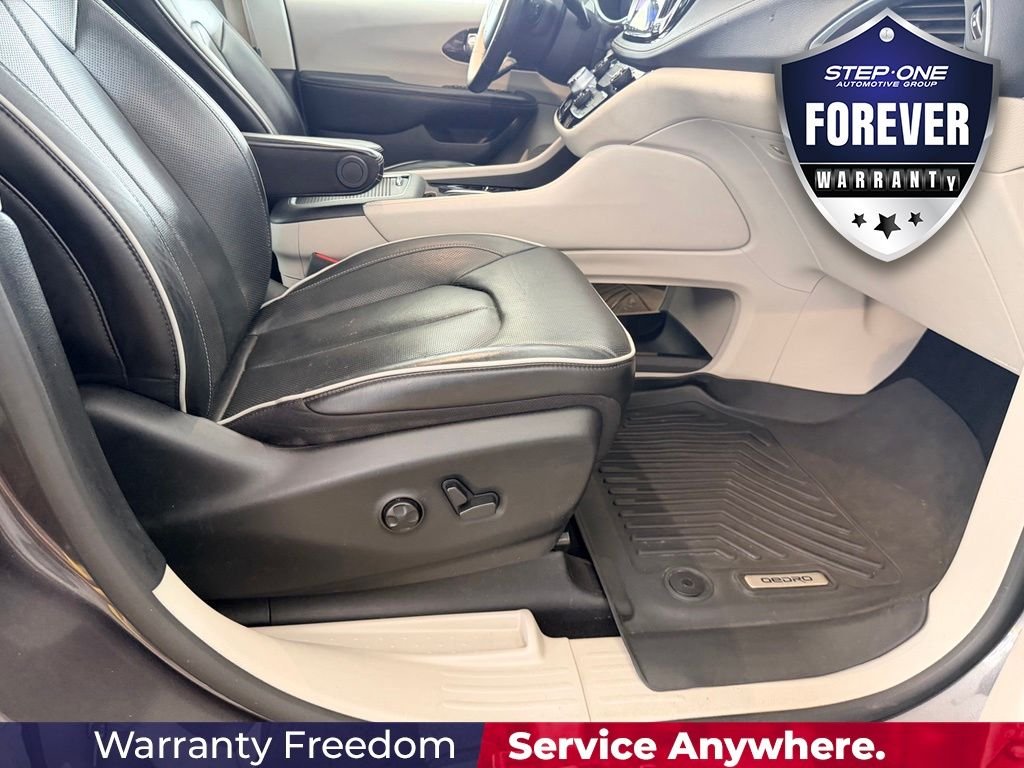 Used 2021 Gray Chrysler Limited image 38