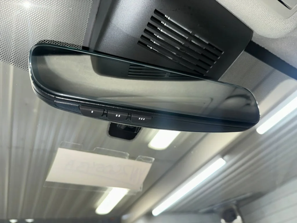 Used 2023 Super Black Nissan SR image 16