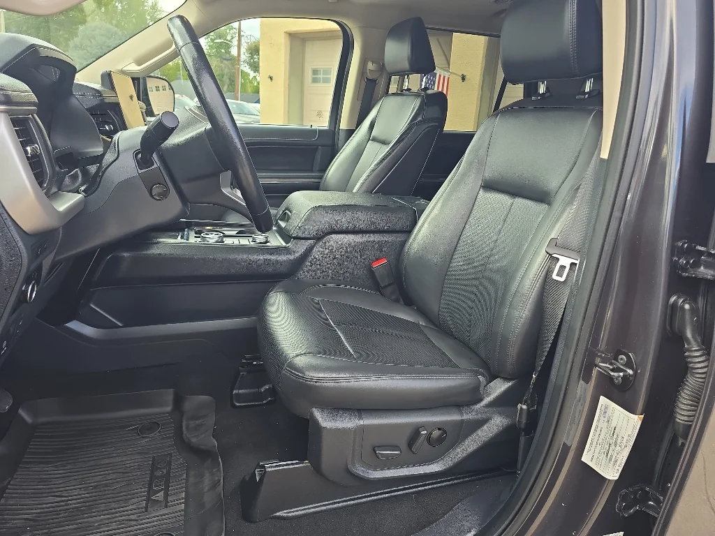 Used 2024  Ford XLT image 10