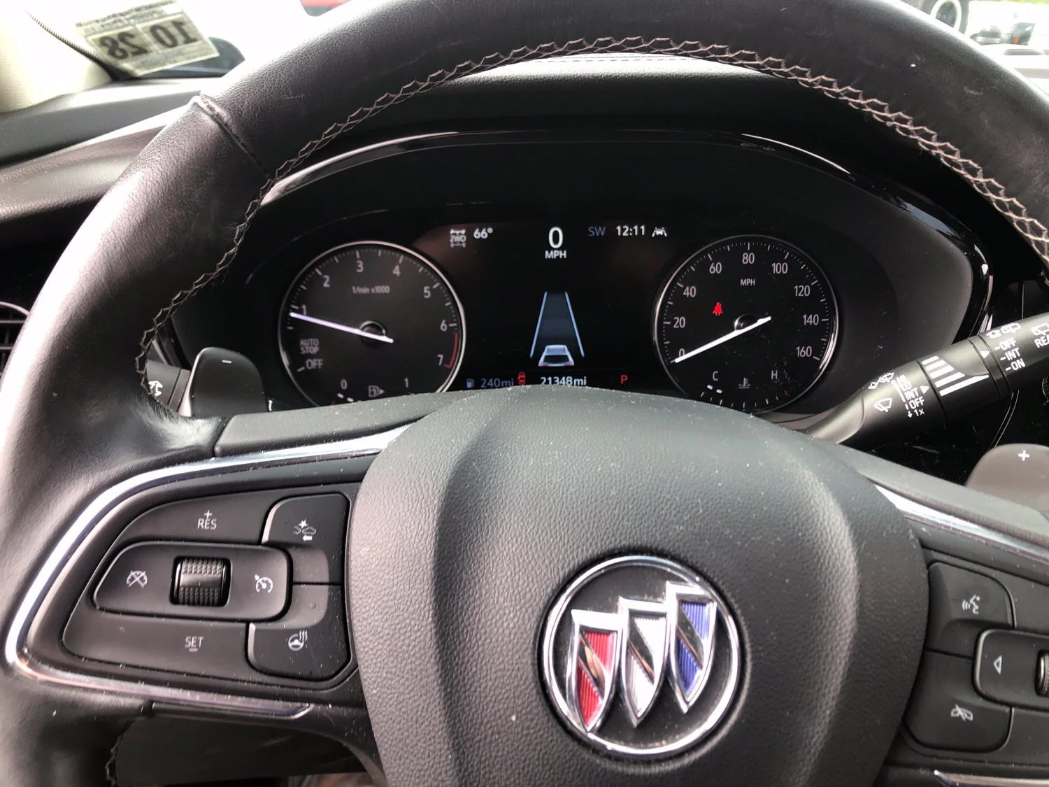 Used 2023 SAPPHIRE METALLIC Buick Essence image 2