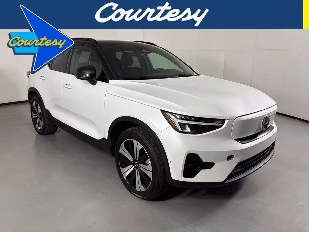 2023 Volvo XC40
