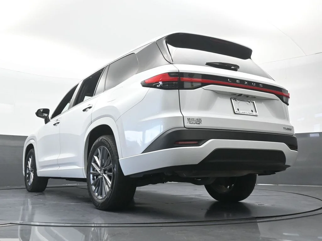 Used 2024 White Lexus 350 Premium image 57