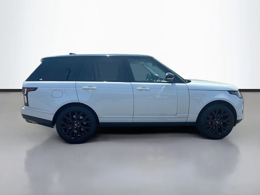 Used 2020 Fuji White Land Rover HSE image 2