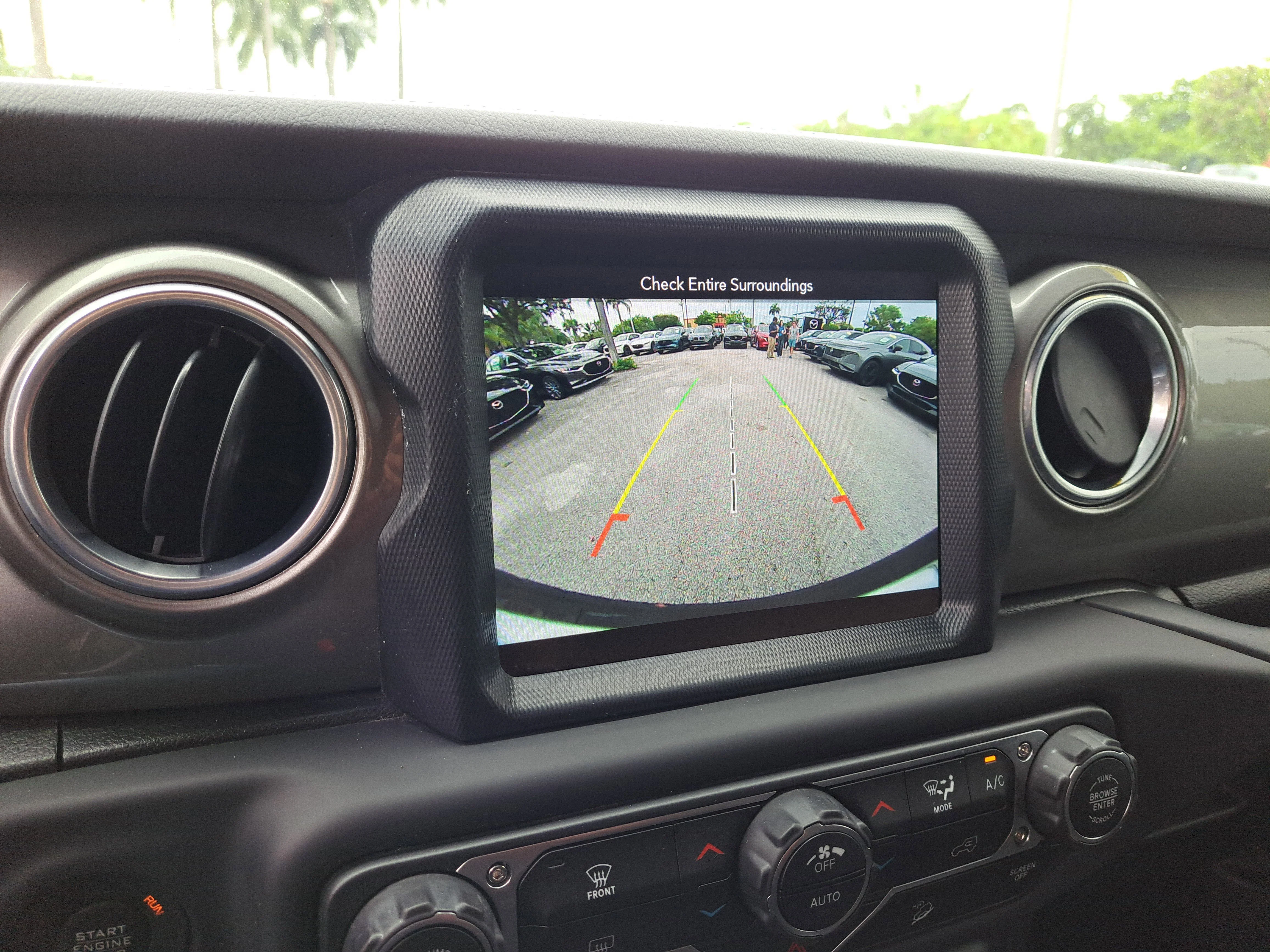 2018 Jeep All-New Wrangler Unlimited Sahara - Photo 17
