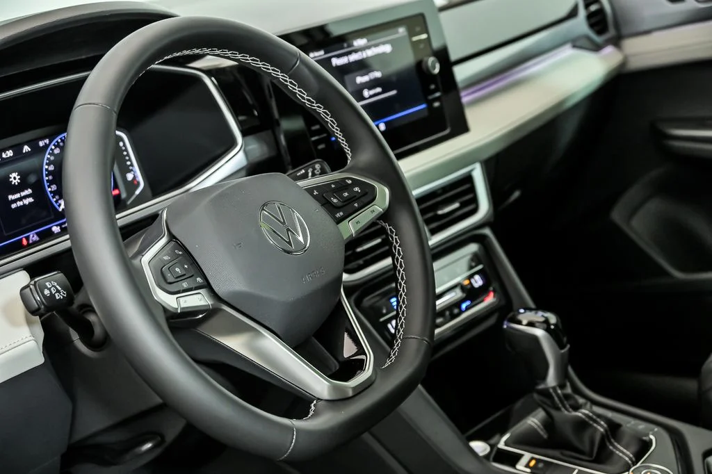 New 2026 Gray Volkswagen 1.5T SEL image 10