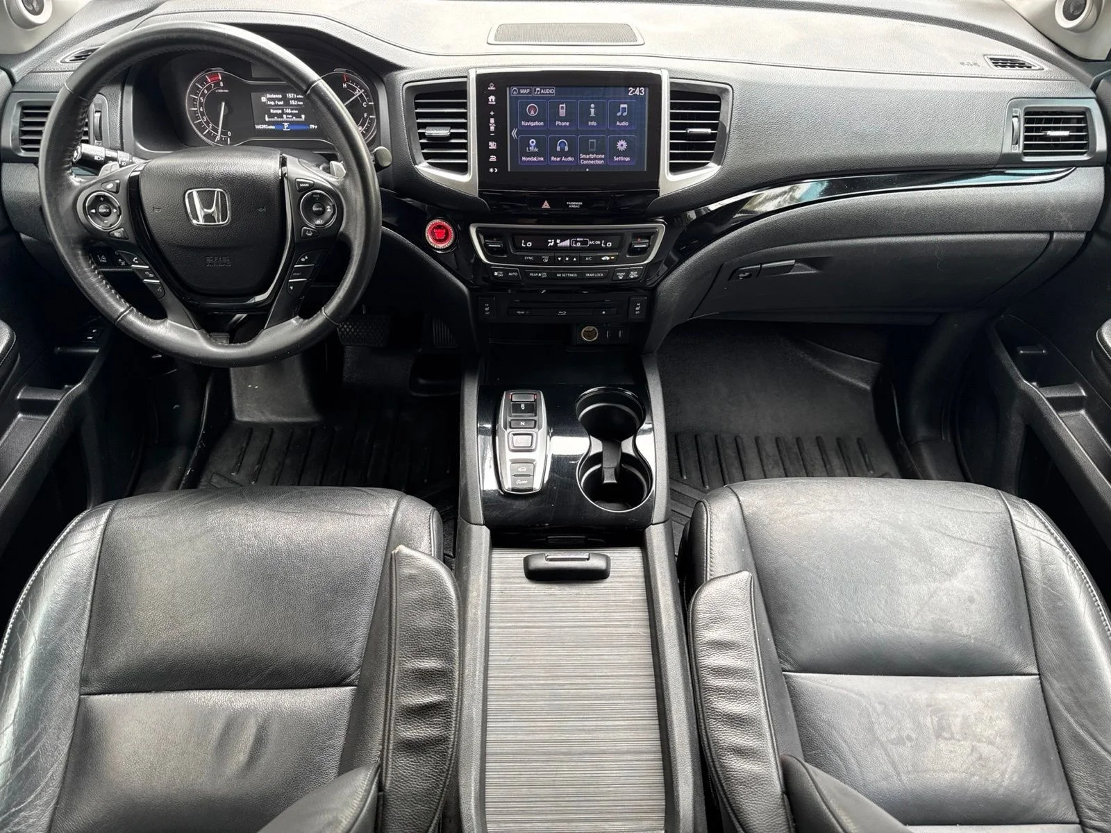 Used 2017 White Diamond Pearl Honda Touring image 3