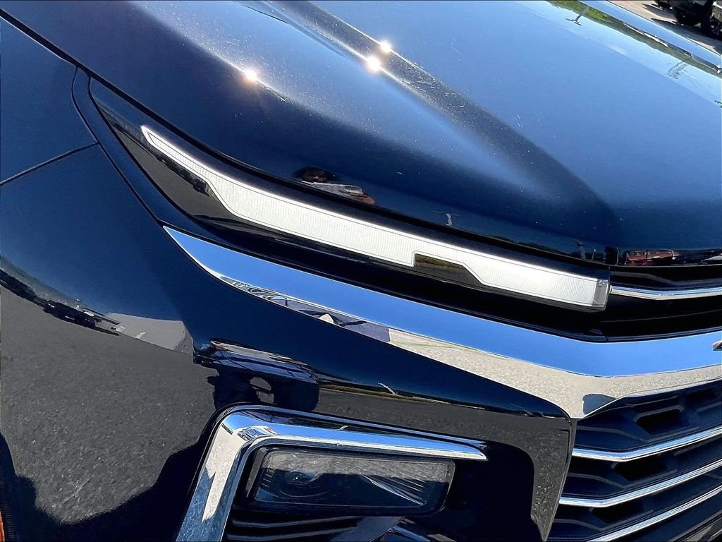 Used 2024 Black Chevrolet LT image 32