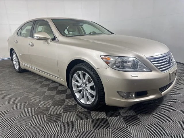 2010 Lexus LS 500 460's photo