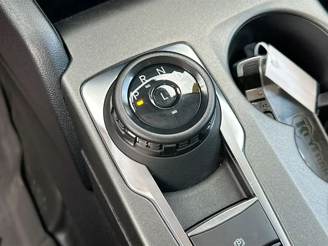 New 2025 Blue Metallic Ford Outer Banks image 12
