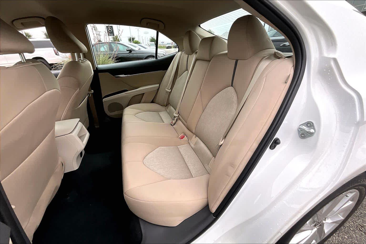 Used 2024 Ice Cap Toyota LE image 33
