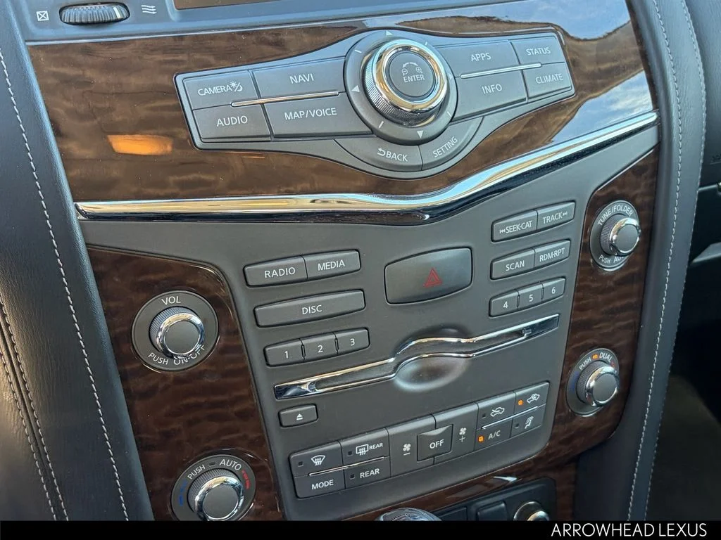 Used 2018 Black Nissan Platinum image 22