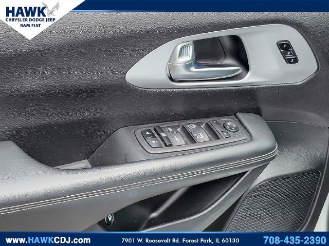 Used 2024 White Chrysler Select S Appearance image 14